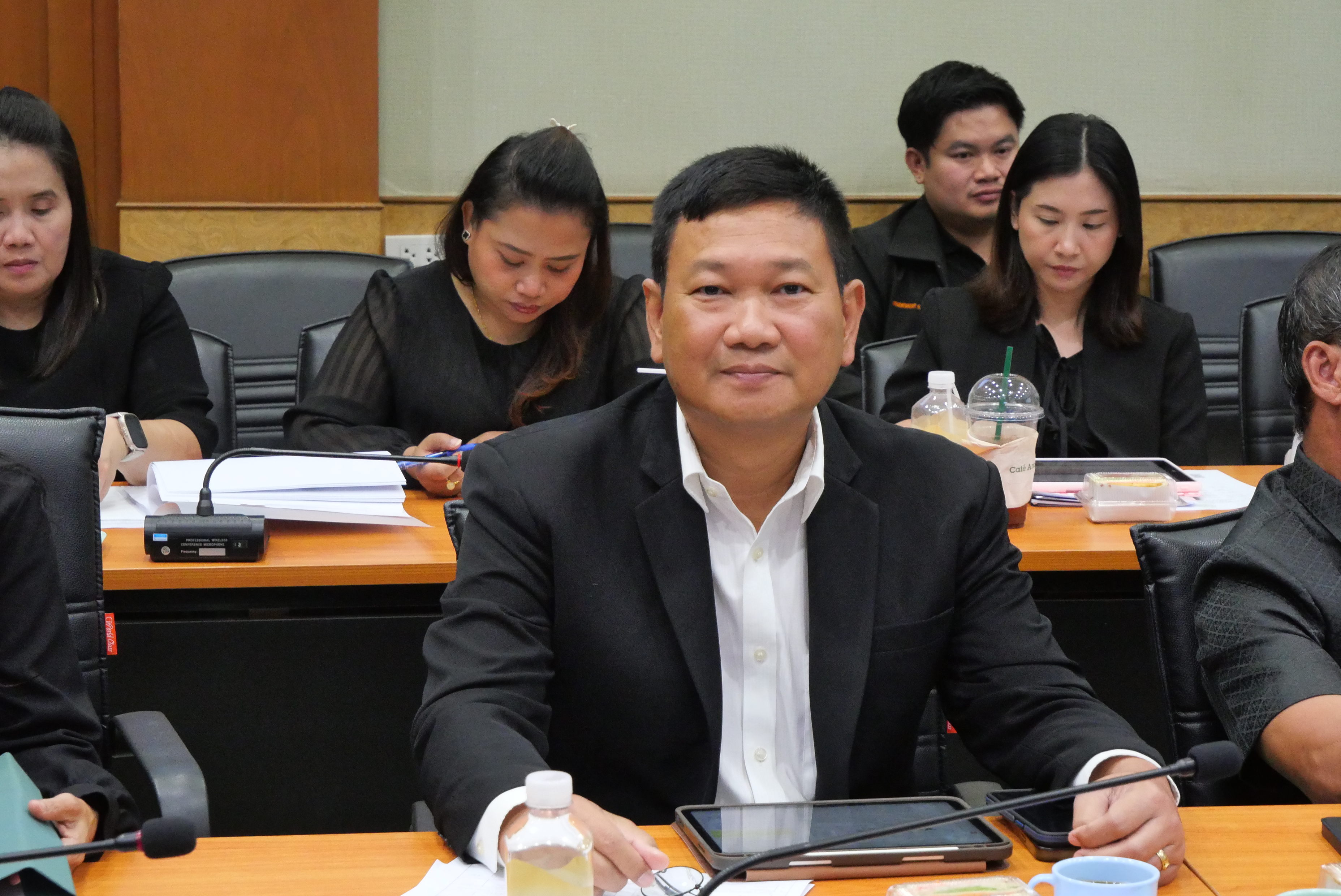 title - ประชุมคณะทำงานติดตามเร่งรัดการใช้จ่ายเงินงบประมาณประจำปีงบประมาณ พ.ศ. 2569 ของสำนักงานการปฏิรูปที่ดินเพื่อเกษตรกรรม ครั้งที่ 8/2568